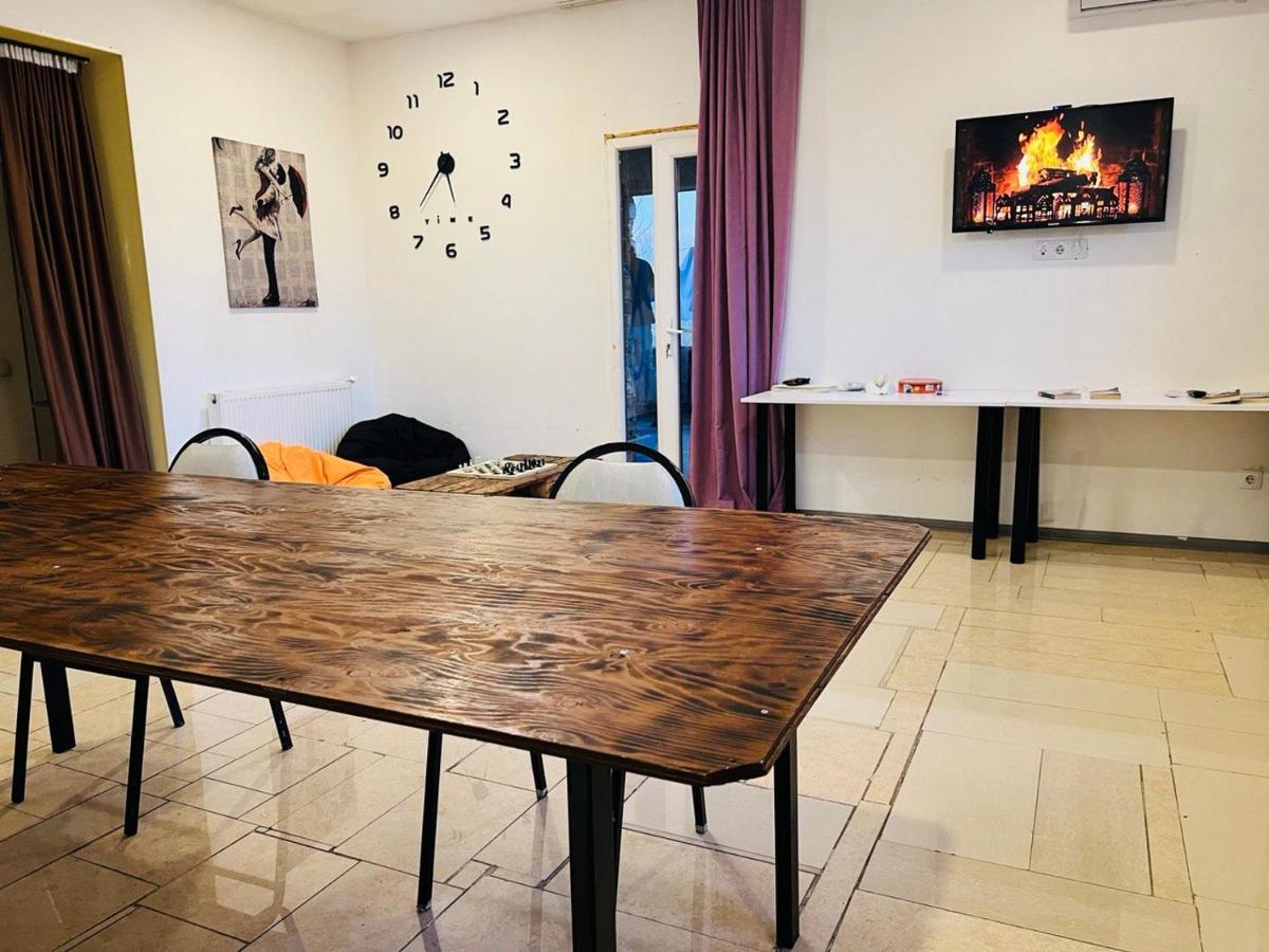 Sunny Hostel Tbilisi Eksteriør bilde
